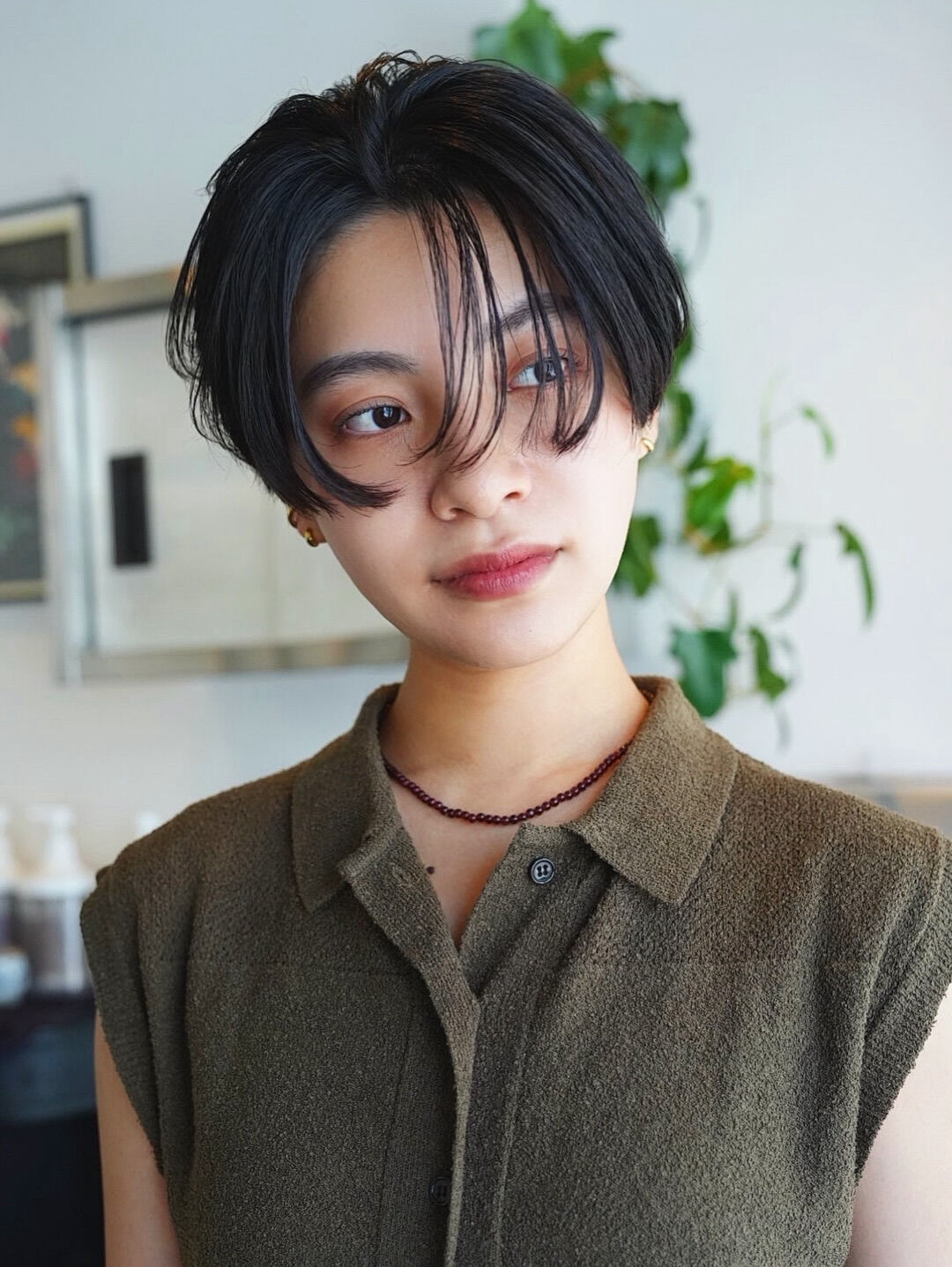 ライン感のあるすっきりハンサムショート